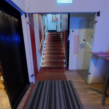 Whole Basement Former Pub For Stag Do, Bachelor House Party Flat Budapest Exterior photo